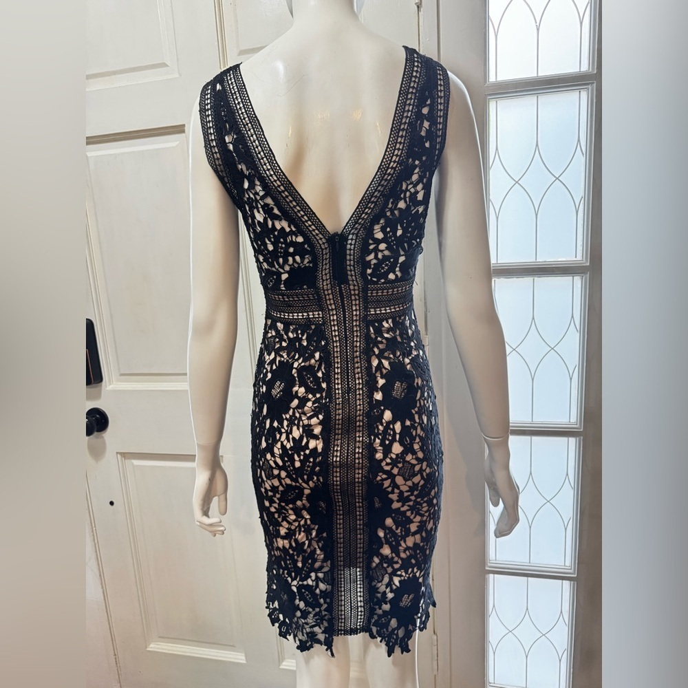 Astr Sexy Black and Cream Lace Mini Dress Size XS - Picture 6 of 15